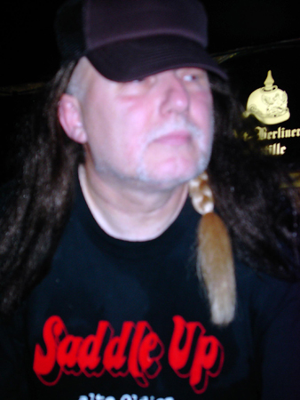 Saddle up 050